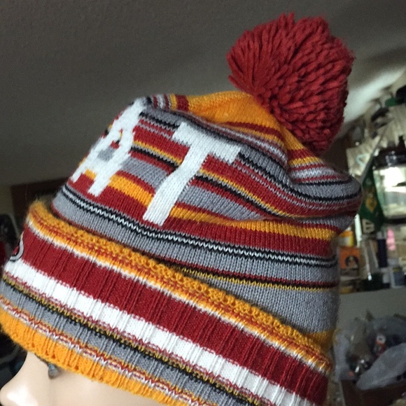 Miami heat stocking hat - Picture 3 of 8